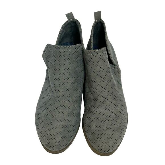 DR SCHOLLS Rise Women's Ankle Shadow Grey Perforated Microsuede Boots Size 8.5 - Picture 2 of 8